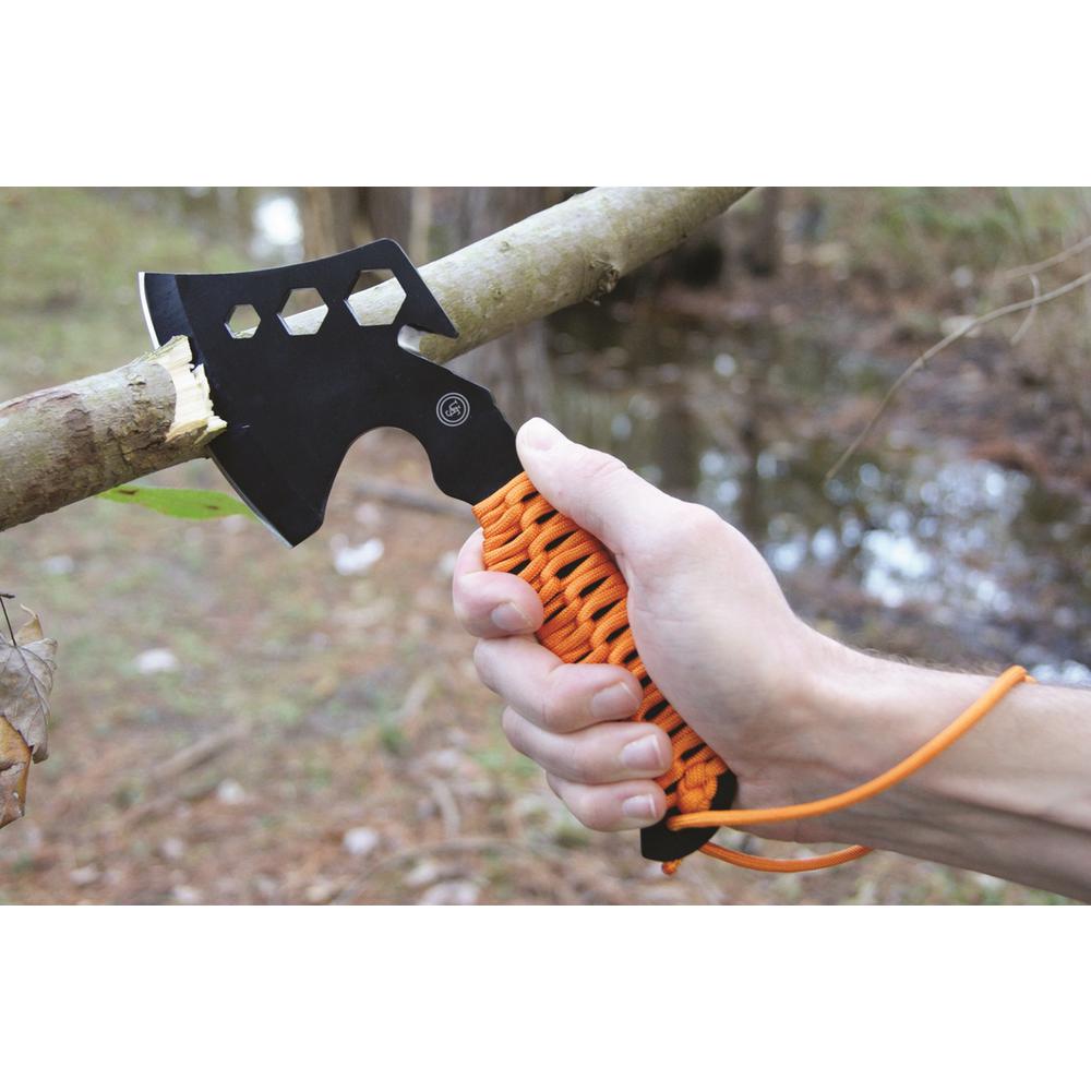 para-hatchet-3